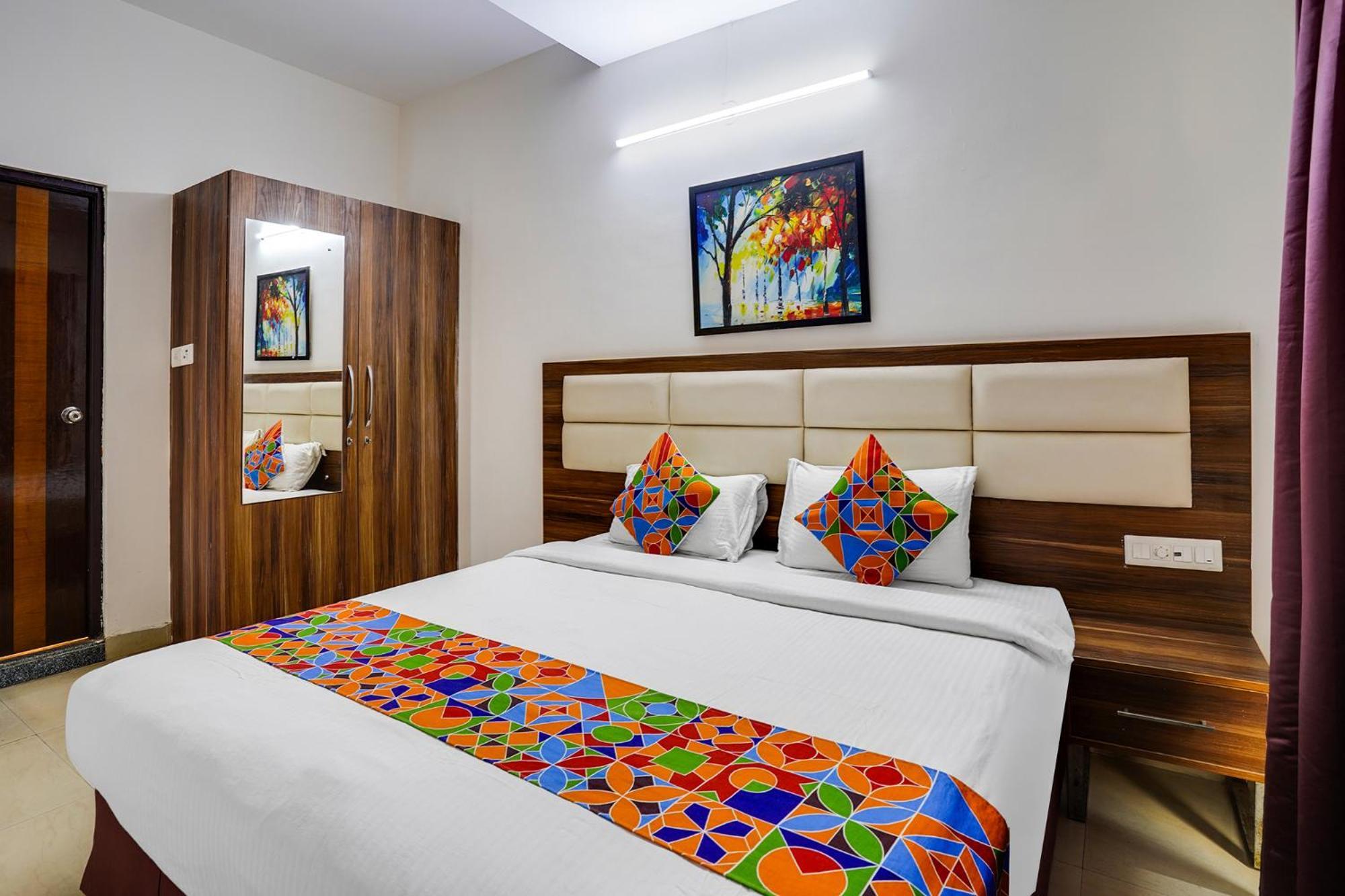 Fabhotel Astra - Electronic City Kammasandra Bagian luar foto