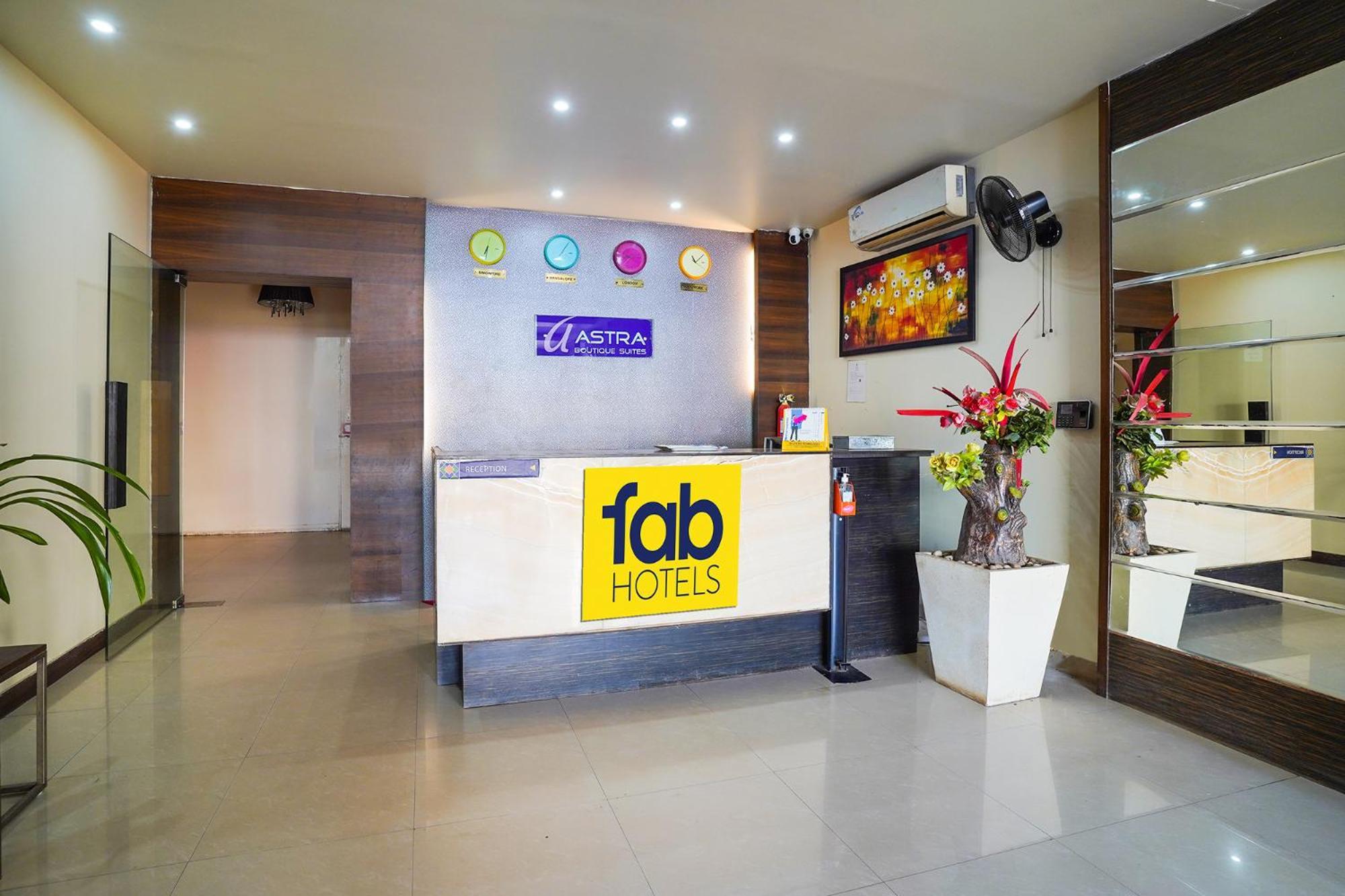 Fabhotel Astra - Electronic City Kammasandra Bagian luar foto