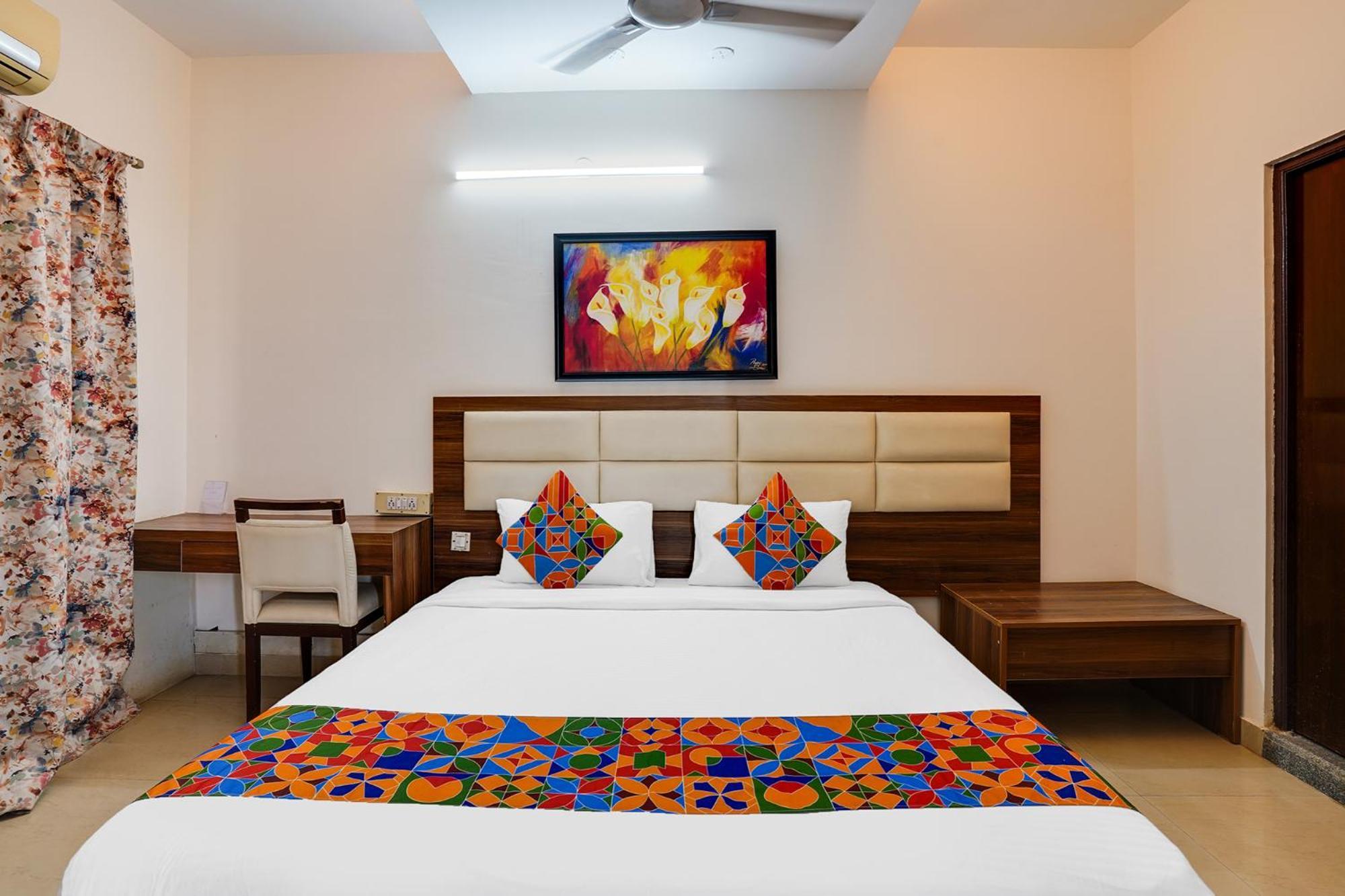 Fabhotel Astra - Electronic City Kammasandra Bagian luar foto