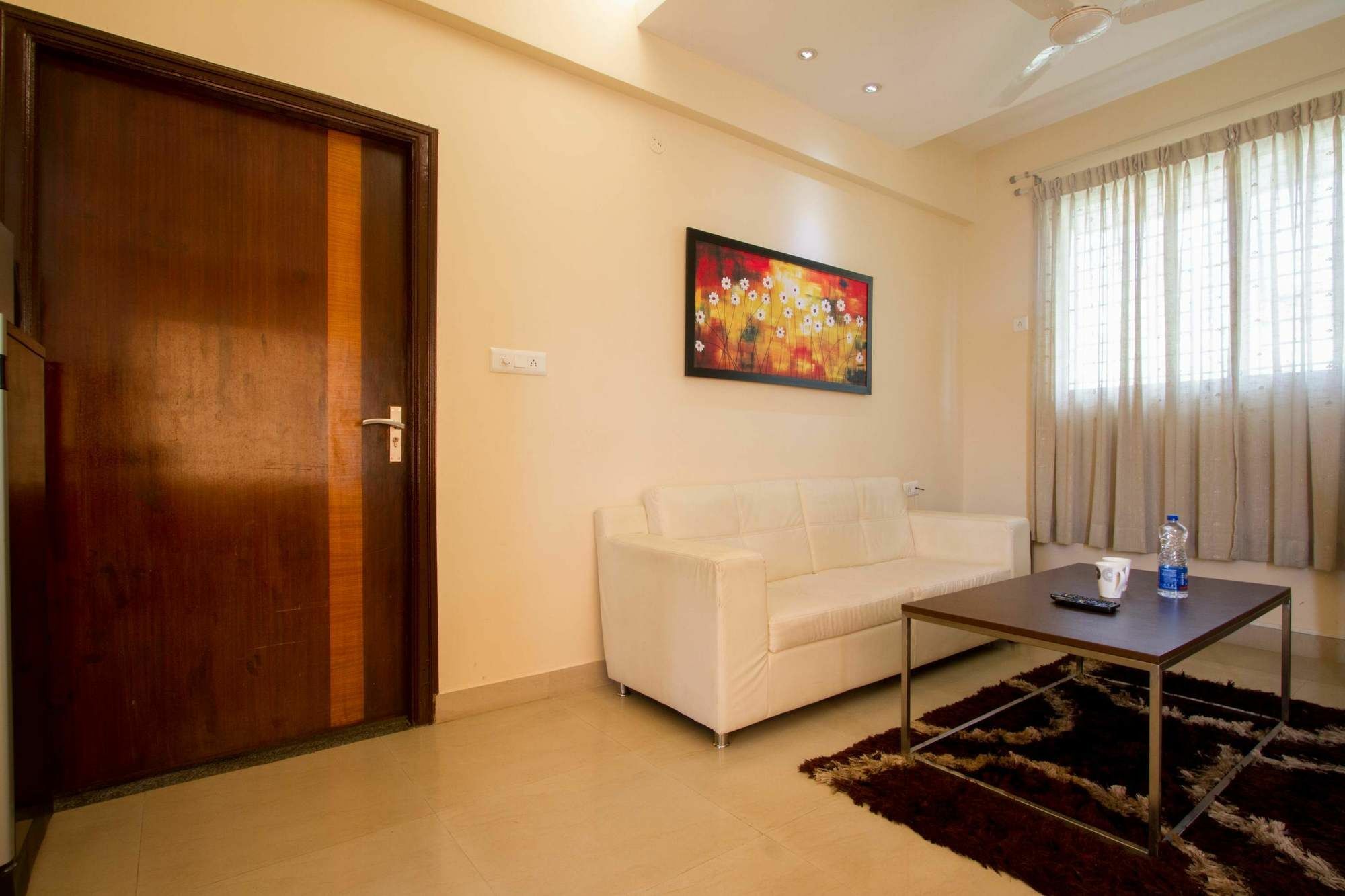 Fabhotel Astra - Electronic City Kammasandra Bagian luar foto