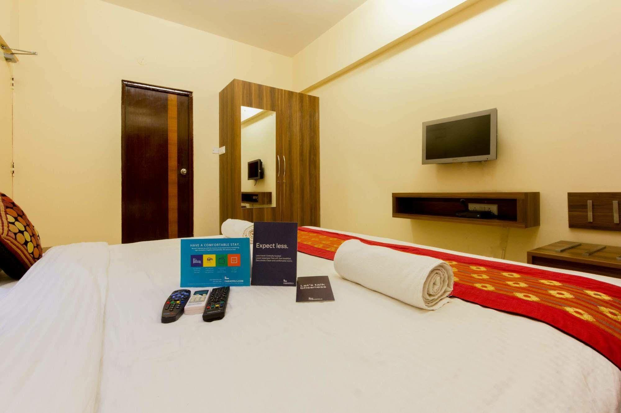 Fabhotel Astra - Electronic City Kammasandra Bagian luar foto